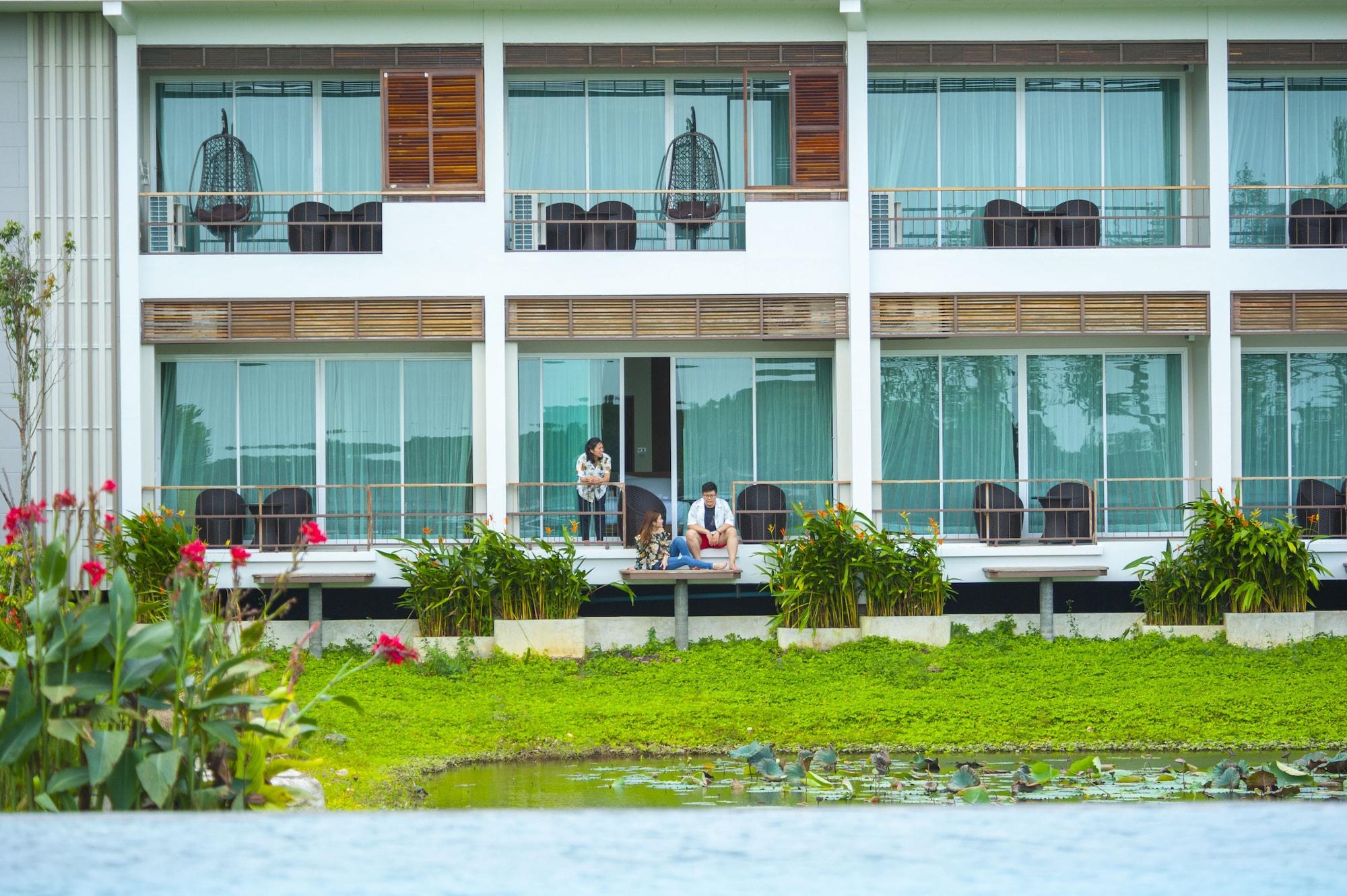 Baan Rim Ao Hotel Chanthaburi Bagian luar foto