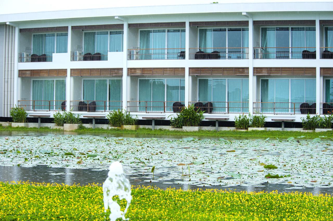 Baan Rim Ao Hotel Chanthaburi Bagian luar foto