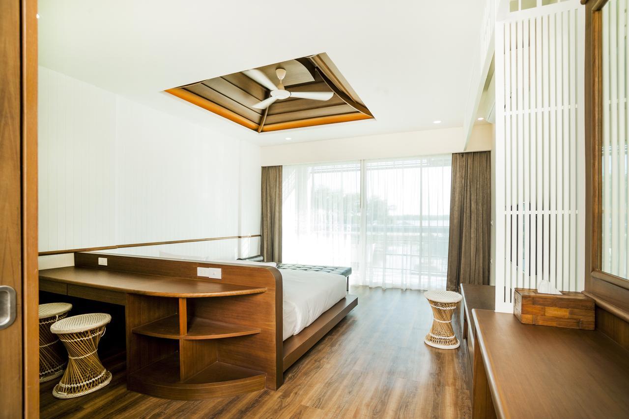 Baan Rim Ao Hotel Chanthaburi Bagian luar foto