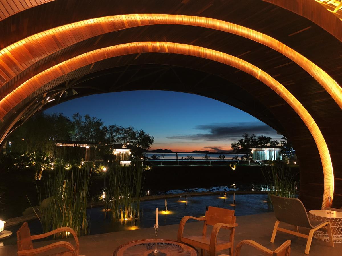 Baan Rim Ao Hotel Chanthaburi Bagian luar foto