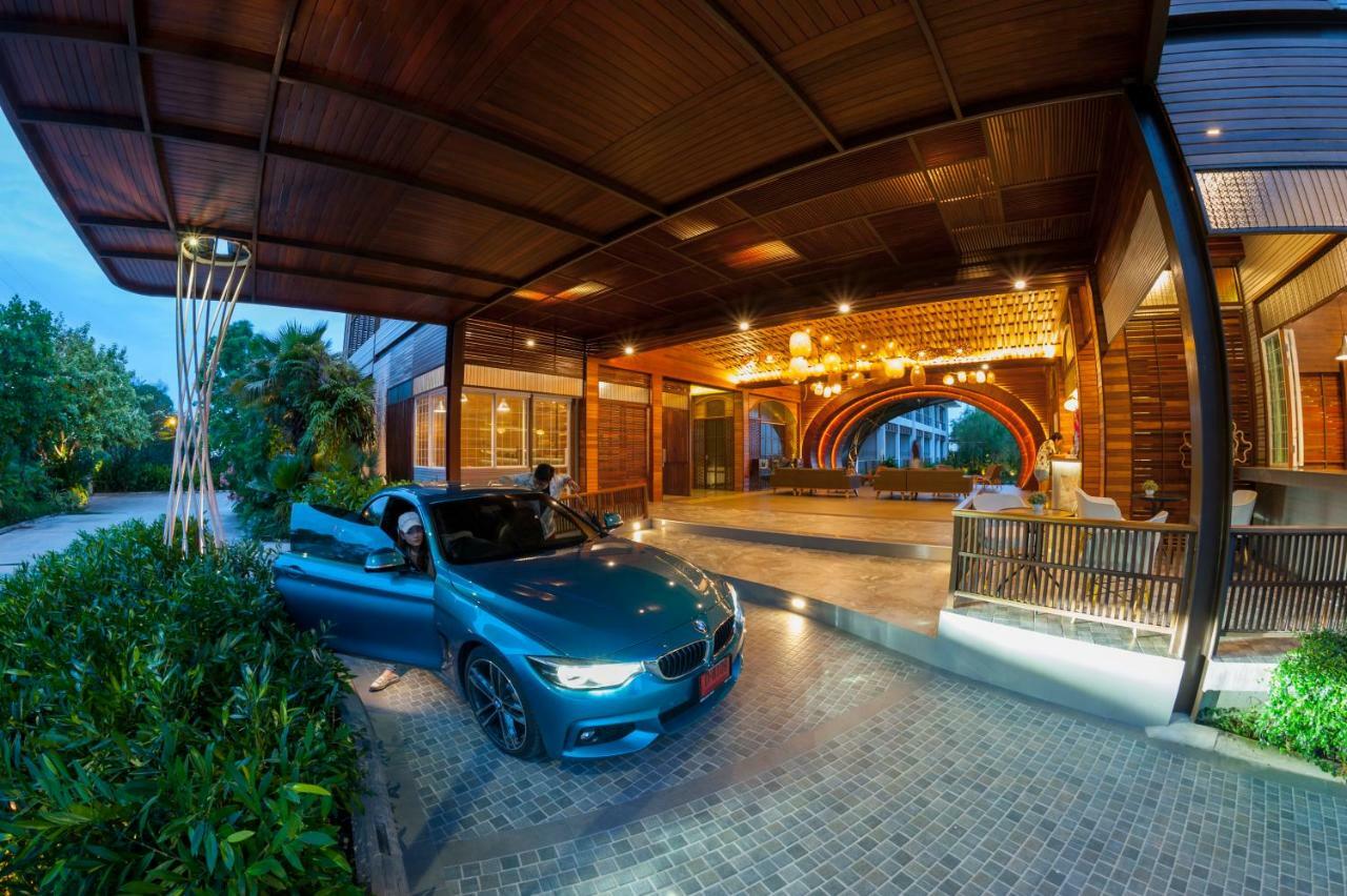 Baan Rim Ao Hotel Chanthaburi Bagian luar foto