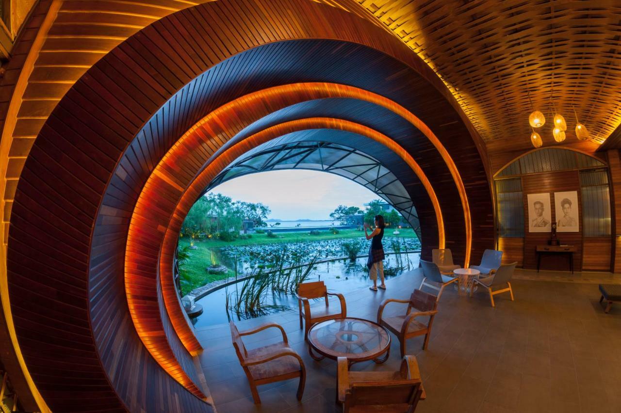 Baan Rim Ao Hotel Chanthaburi Bagian luar foto
