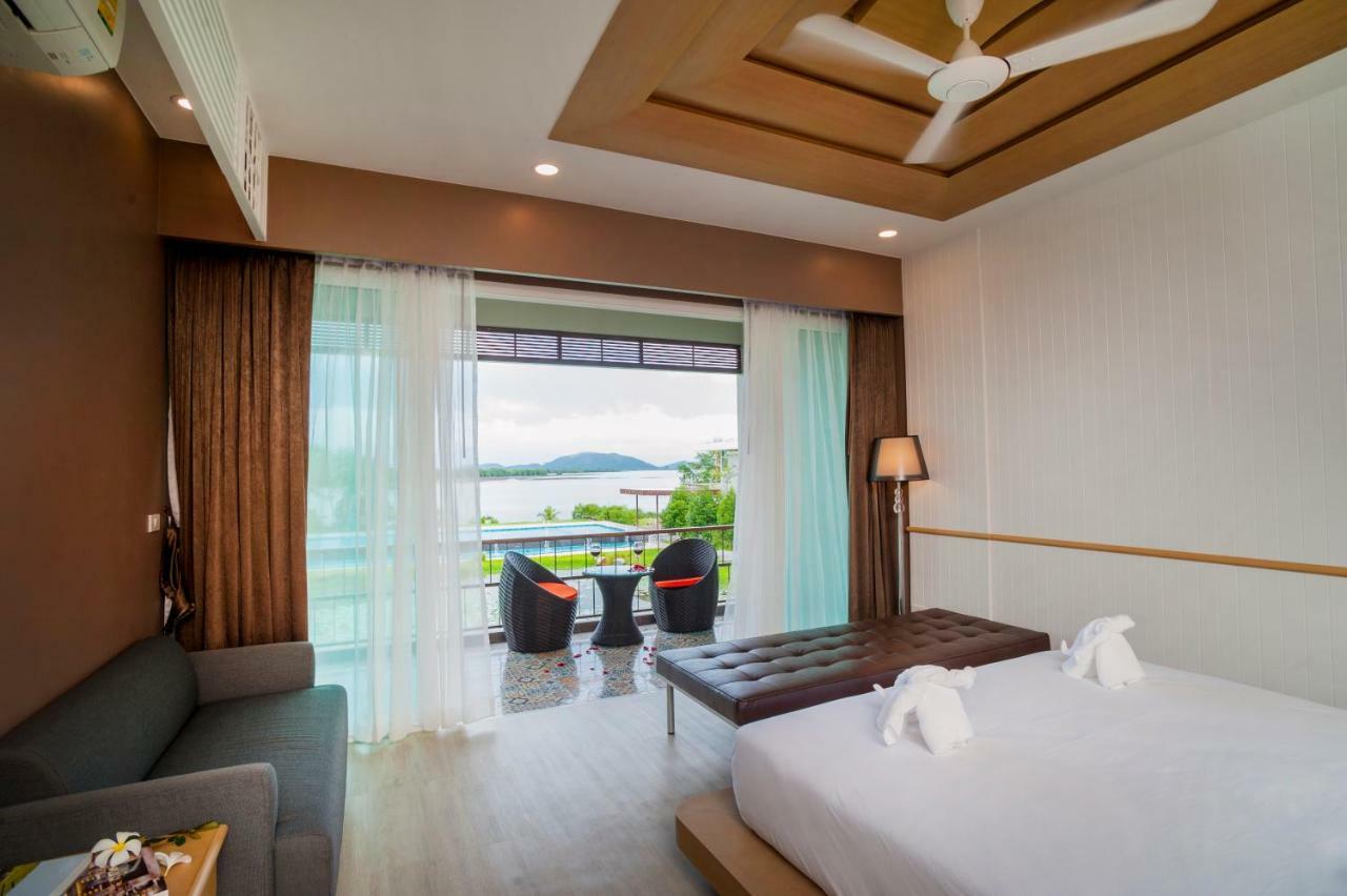 Baan Rim Ao Hotel Chanthaburi Bagian luar foto